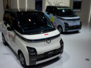 Pencapaian Penjualan Wuling Air ev, Jadi Mobil Listrik Paling Laris di Indonesia rockomotif-pencapaian-penjualan-wuling-air-ev-02.jpg