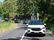 Test Drive Wuling Alvez, Nyamannya Jadi Penumpang Belakang wuling-alvez3-scaled.jpg