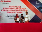 Sharp tingkatkan daya serap tenaga kerja lulusan SMK melalui program Sharp Class 032-Foto-1-Perwakilan-Sharp-Indonesia-dan-perwakilan-SMKN-4-Palembang-menunjukan-perjanjian-yang-telah-ditanda-tangani-oleh-kedu-abelah-pihak-_800x600.jpeg