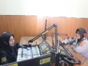 Waspada Perdagangan Orang, Kapolsek Subang Sampaikan Sosialisasi Di Radio Benpas 98,2 FM Waspada Perdagangan Orang, Kapolsek Subang Sampaikan Sosialisasi Di Radio Benpas 98,2 FM