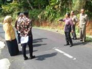 Anggota DPRD Ciamis Tinjau Lokasi Pembangunan Jalan Tahun 2022 Anggota-DPRD-Ciamis.jpg