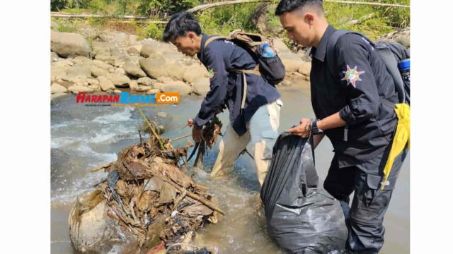 Mahasiswa-Resah-Banyak-Sampah-di-Tasikmalaya.jpg