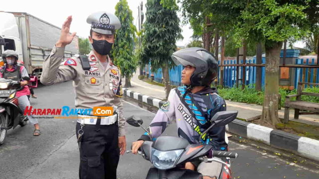 Polres-Kota-Banjar-Berlakukan-Tilang-Manual-1.jpg