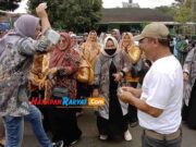 Keceriaan Siloka Kencana di Cipaku Ciamis, Kades Ciakar Sawer Ibu-Ibu Siloka-Kencana-di-Cipaku-Ciamis.jpg