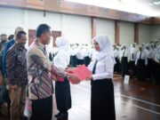 822 PPPK Guru Formasi 2022 Terima SK dan SPMT, Bupati Harapkan Kualitas Pendidikan di Kabupaten Subang Terus Meningkat 822 PPPK Guru Formasi 2022 Terima SK dan SPMT, Bupati Harapkan Kualitas Pendidikan di Kabupaten Subang Terus Meningkat