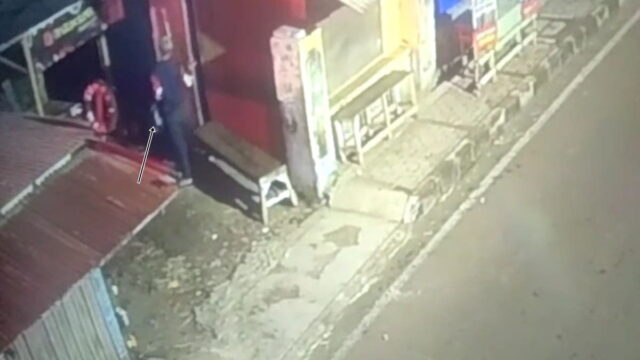 CCTV-Pria-diduga-maling-warung-di-Kota-Banjar.jpg