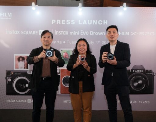 Fujifilm Luncurkan 3 Produk Kamera dan 1 Lensa Terbarunya di Indonesia DSCF157_copy_800x533.jpg