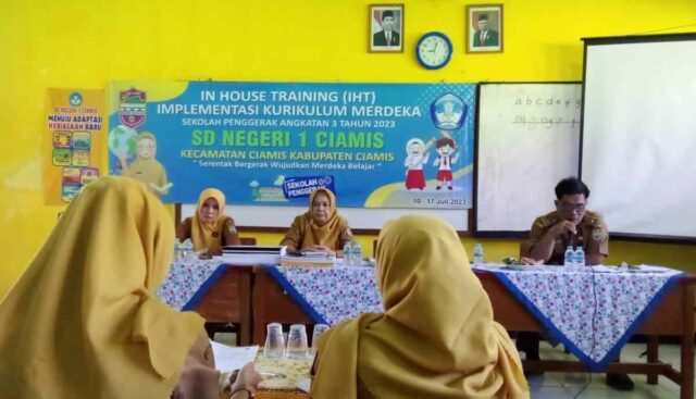 IHT-IKM-Nutrisi-Peningkatan-Kompetensi-Guru-di-SDN-1-Ciamis.jpeg