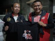 Dukung Niko Rinaldo Sebagai Politisi Baik, Steven Pratama Sumbang 1.040 Kaos Dukung Niko Rinaldo Sebagai Politisi Baik, Steven Pratama Sumbang 1.040 Kaos
