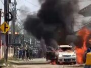 Mobil Avanza Sedang Berjalan Tiba-tiba Terbakar di Tasikmalaya Mobil-Avanza-Sedang-Berjalan-Tiba-tiba-Terbakar-di-Tasikmalaya.jpg