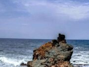 Pantai Karang Tawulan Tasikmalaya, Terkenal Mirip Pantai Lot Bali Pantai-Karang-Tawulan-Tasikmalaya-Terkenal-Mirip-Pantai-Lot-Bali.jpg