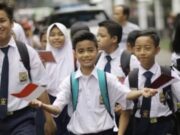 Warga Subang Mengeluh, Sistem Zonasi PPDB Perlu Dikaji Ulang Warga Subang Mengeluh, Sistem Zonasi PPDB Perlu Dikaji Ulang