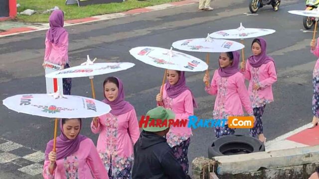 Umbrella-Girls.jpg