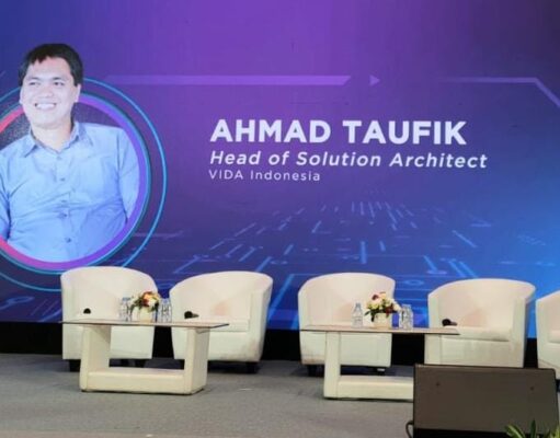 Digital Identity: Solusi Mitigasi Fraud dalam Ekonomi Digital Indonesia VIDA-DTI-CX-2023-Ahmad-Taufik-Head-of-Product-Solution-VIDA-1.jpeg