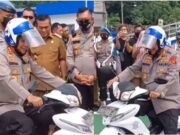Video Polisi Gagal Praktik Ujian SIM Viral di Medsos, Ternyata Mantan Kapolda Jabar Video-Polisi-Gagal-Praktik-Ujian-SIM-Viral-di-Medsos-Ternyata-Mantan-Kapolda-Jabar.jpeg