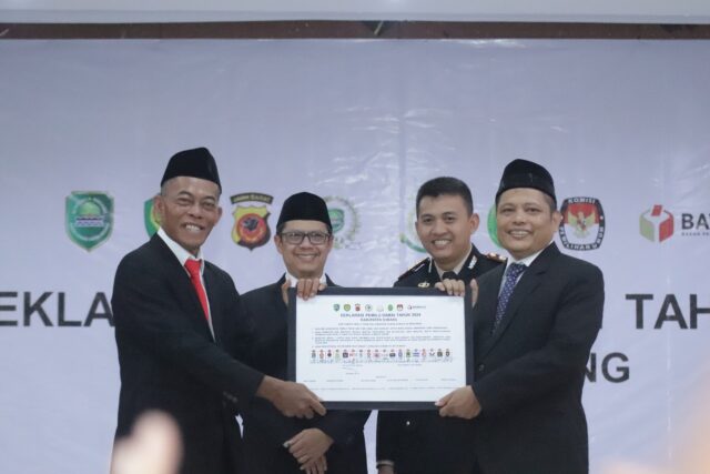 Bupati Subang Bersama 18 Parpol Tandatangani Deklarasi Pemilu Damai Tahun 2024