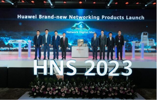 Foto-1-Zuo-Meng-President-Metro-Router-Domain-Huaweis-Data-Communication-Product-Line-memperkenalkan-produk-produk-unggulan_800x512.jpg