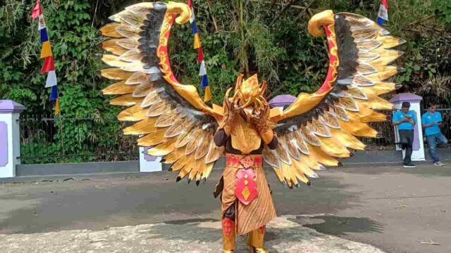 Garuda-Manusia.jpg