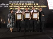 Hadirkan Employee Experience Terbaik, tiket.com Optimalkan Integrasi Teknologi Inovatif HRExcellenceAward-OnStage-2_copy_800x533.jpg