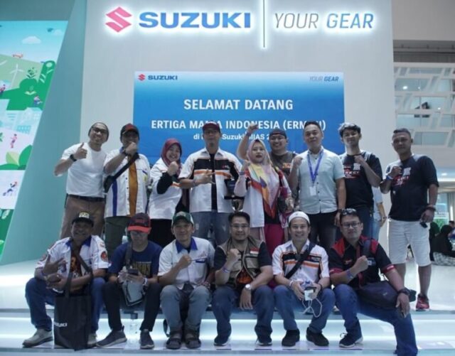 Komunitas-Suzuki-Indonesia-di-GIIAS-2023-9-scaled.jpg