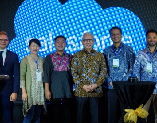 Salesforce Perkuat Komitmen di Indonesia dengan Kemitraan Keterampilan Digital Screenshot_2023-08-25-10-04-56-779_com.simplemobilephotoresizer_copy_800x536.jpg