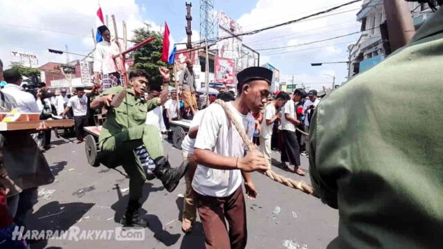 Teatrikal-Kekejaman-Belanda.jpg