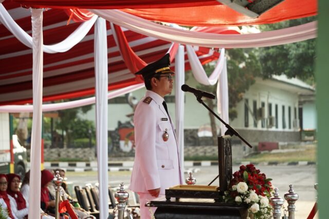 Upacara Penurunan Bendera Peringatan HUT Ke-78 RI Tingkat Kabupaten Subang Berlangsung Khidmat dan Lancar