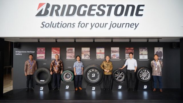 rockomotif-ban-mobil-bridgestone-giias-2023.jpeg