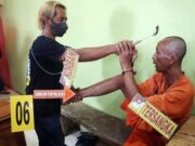 22 Adegan Dilakukan Saat Rekonstruksi Kasus Pembunuhan Istri oleh Suami di Ciamis 22-Adegan-Dilakukan-Saat-Rekonstruksi-Kasus-Pembunuhan-Istri-oleh-Suami-di-Ciamis.jpg