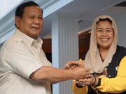 Bertemu Keluarga Gus Dur, Pengamat Sebut Upaya Prabowo Subianto Gaet Dukungan NU Bertemu-Keluarga-Gus-Dur-Pengamat-Sebut-Upaya-Prabowo-Subianto-Gaet-Dukungan-NU.jpg