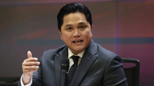 Erick-Thohir-Tegaskan-Sepak-Bola-Lebih-Penting-dari-Politik.jpg