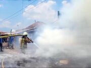Gudang Produksi Kardus di Garut Terbakar Hebat Gudang-Produksi-Kardus-di-Garut-Terbakar-Hebat.jpg