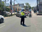Hari Pertama Operasi Zebra di Garut, Ratusan Pelanggar Lalin Kena Tegur Hari-Pertama-Operasi-Zebra-di-Garut-Ratusan-Pelanggar-Lalin-Kena-Tegur.jpg