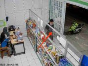 Modus Beli Salep, Seorang Pria Curi Kotak Amal di Apotek Tasikmalaya Modus-Beli-Salep-Seorang-Pria-Curi-Kotak-Amal-di-Apotek-Tasikmalaya.jpg