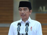 Pengamat Sebut Jokowi Sedang Membangun Dinasti Politik Pengamat-Sebut-Jokowi-Sedang-Membangun-Dinasti-Politik.jpg