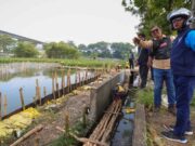 Tanggulangi Banjir, DPRD Kota Bandung Apresiasi Pembangunan Kolam Retensi Plh-Wali-Kota-Bandung-Ema-Sumarna-Tinjau-Kolam-Retensi.jpeg