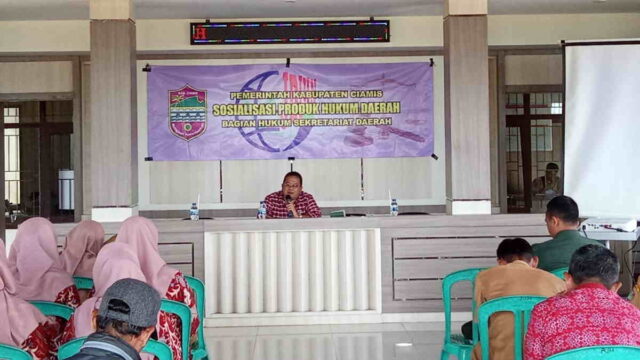 Ringankan-Beban-Oih-Burhanudin-Ajak-Masyarakat-Ciamis-Ikuti-Program-Parkir-Berlangganan.jpeg