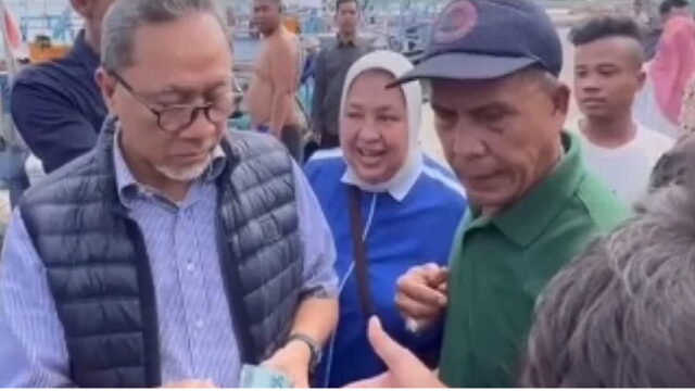 Viral-Video-Zulkifli-Hasan-Bagi-bagi-Uang-Disoal-KPK.jpg