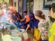 Wilayah Krisis Air Bersih di Kota Banjar Terus Meluas, Puluhan Warga Rela Antre Bantuan Orari Wilayah-Krisis-Air-Bersih-di-Kota-Banjar-Terus-Meluas.jpg