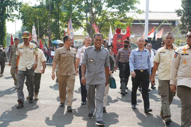 Temui Aliansi Buruh Subang Secara Langsung, Bupati Tegaskan Dukung Kenaikan UMK Subang