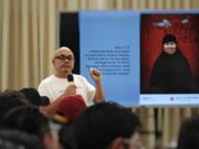 Kreasi Foto Cerita ala Leica dengan Xiaomi 13T BeawihartasalahsatuthemastermindsdibalikXiaomi13Tyangjugadikenalsebagaivisualstoryteller_copy_800x533.jpg