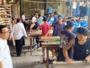 Diduga Buang Limbah ke Sungai, DPRKPLH Ciamis Sidak Pabrik Tahu di Banjarsari, Ini Hasilnya! Diduga-Buang-Limbah-ke-Sungai-DPRKPLH-Ciamis-Sidak-Pabrik-Tahu-di-Banjarsari-Ini-Hasilnya.jpg