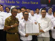 Hadiri Pelantikan Pengurus HIPMI Ciamis, Herdiat Minta Pengusaha Muda Tingkatkan Kolaborasi dan Inovasi Hadiri-Pelantikan-Pengurus-HIPMI-Ciamis-Herdiat-Minta-Pengusaha-Muda-Tingkatkan-Kolaborasi-dan-Inovasi.jpeg