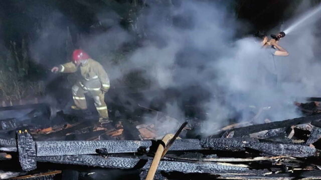 Kandang-Ayam-Milik-Warga-Cintanagara-Ciamis-Terbakar-Ribuan-Ekor-Ayam-Terpanggang.jpeg