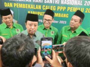 Ngebet Gaet Gibran, Romahurmuziy Sebut Prabowo Berkali-kali Temui Jokowi Ngebet-Gaet-Gibran-Romahurmuziy-Sebut-Prabowo-Berkali-kali-Temui-Jokowi.jpg