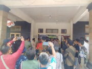 Oknum Sekretaris BPD di Banjar yang Curi Berkas LPJ Desa Diberhentikan Oknum-BPD-dan-Perangkat-Desa-Curi-Berkas-di-Kota-Banjar.jpg