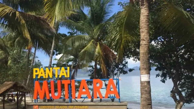 Pantai-Mutiara-Trenggalek.jpg