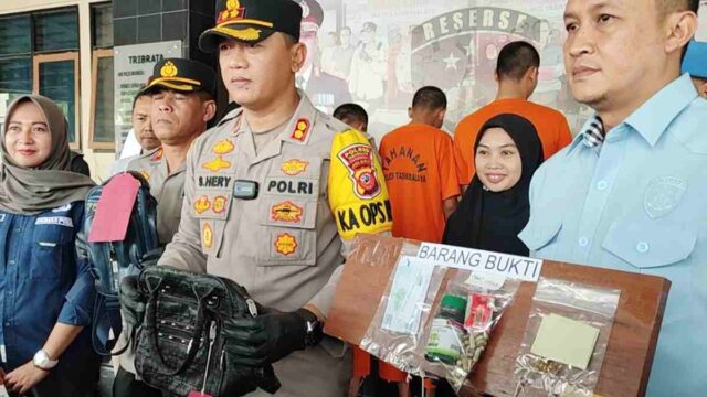 Enam-Perampok-Modus-Jual-Obat-Herbal-Diringkus-Polres-Tasikmalaya.jpg