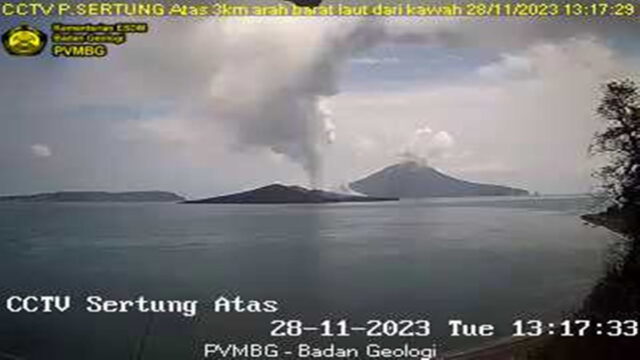 Gunung-Anak-Krakatau-Kembali-Erupsi.jpg