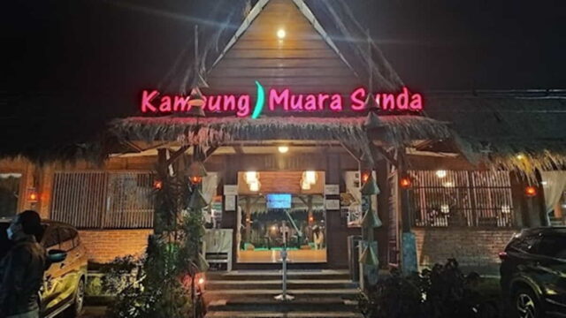 Kampung-Muara-Sunda-Garut.jpg